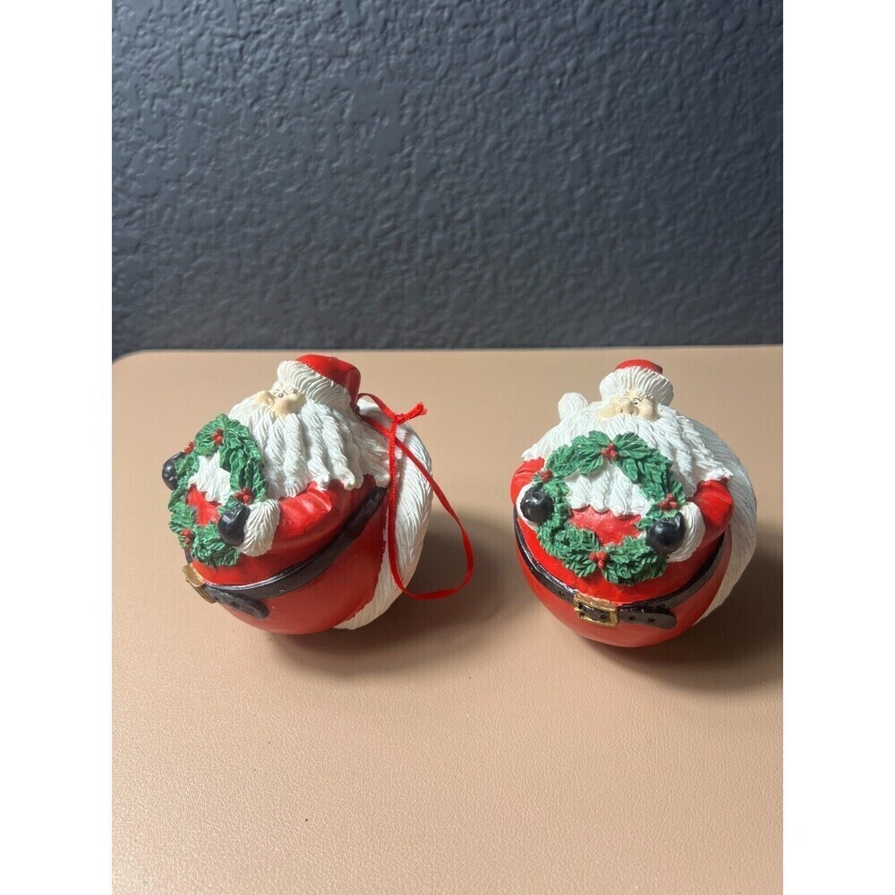 Lot of 2 Vintage Christmas Hermitage Polystone Round Santa Claus Holiday Decor